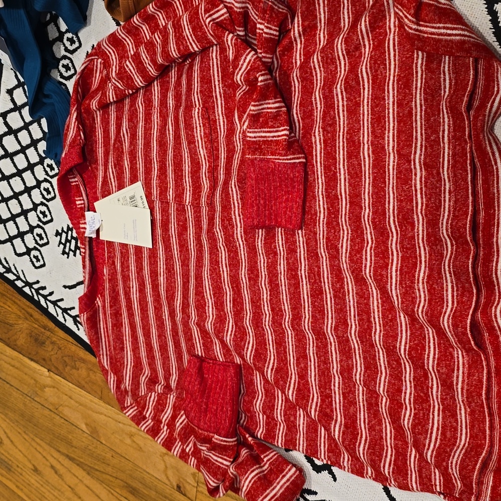 ❤️10/$10 New stars above soft lounge top